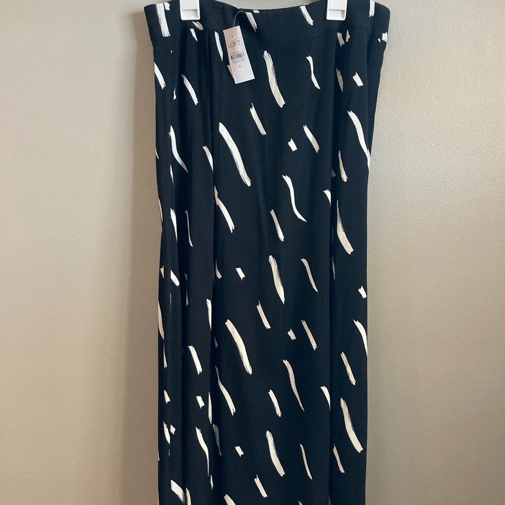 LOFT NWT Black and White Patterned Skirt